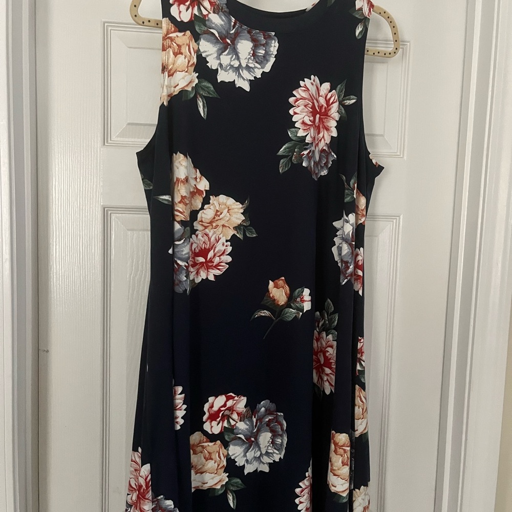 Women’s dress in excellent condition